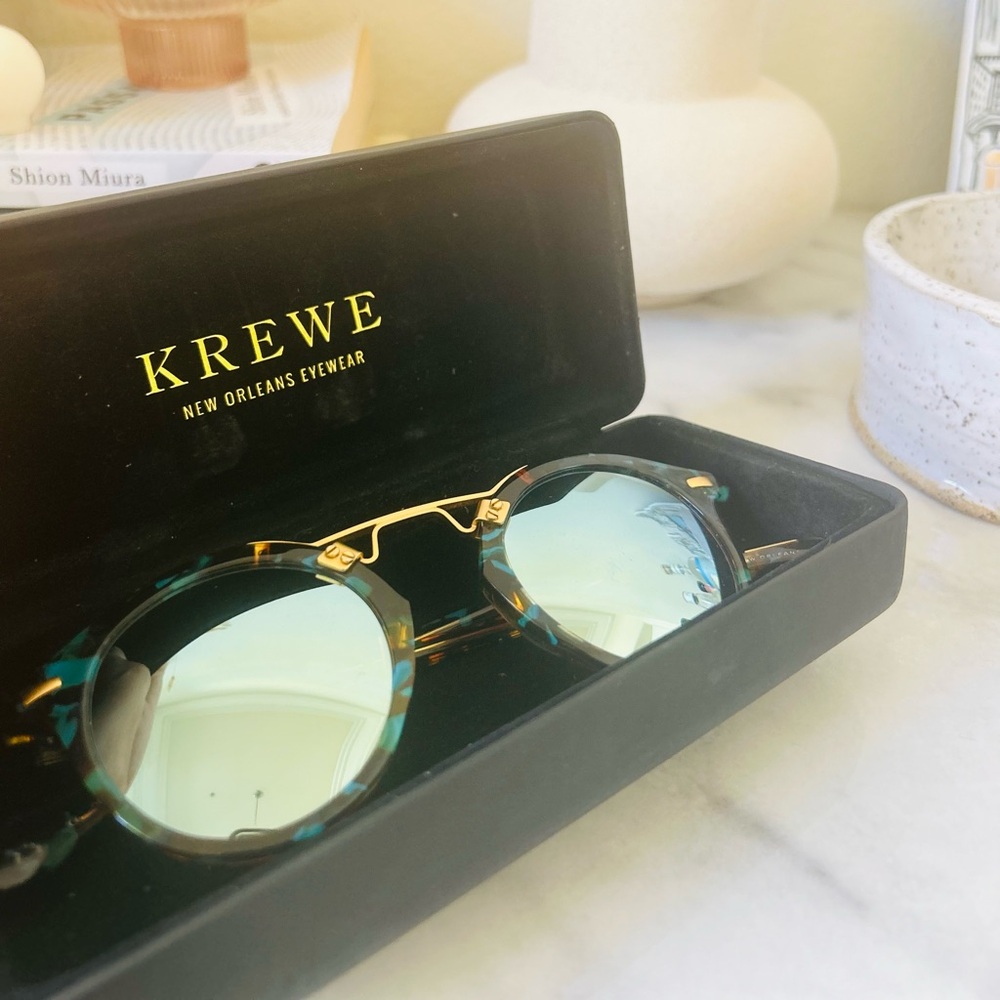 KREWE unisex eyewear, mirrored lens, tortoise frame with gold detail